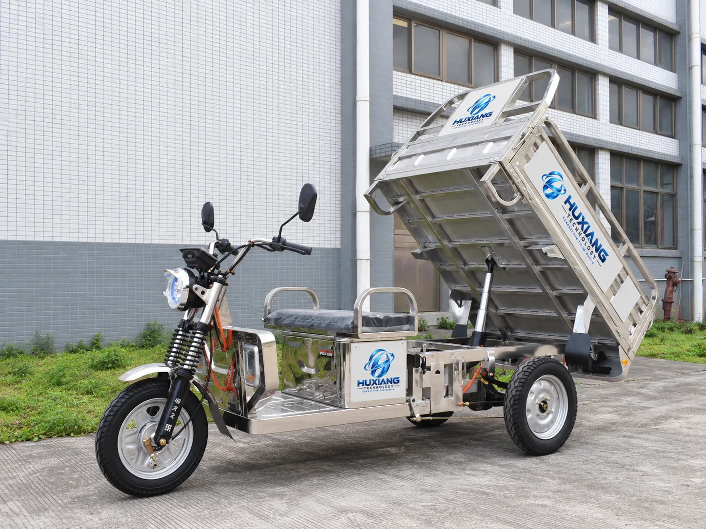 1.5m Yueku Full Steel Three-Door - China Factory Manufacturer