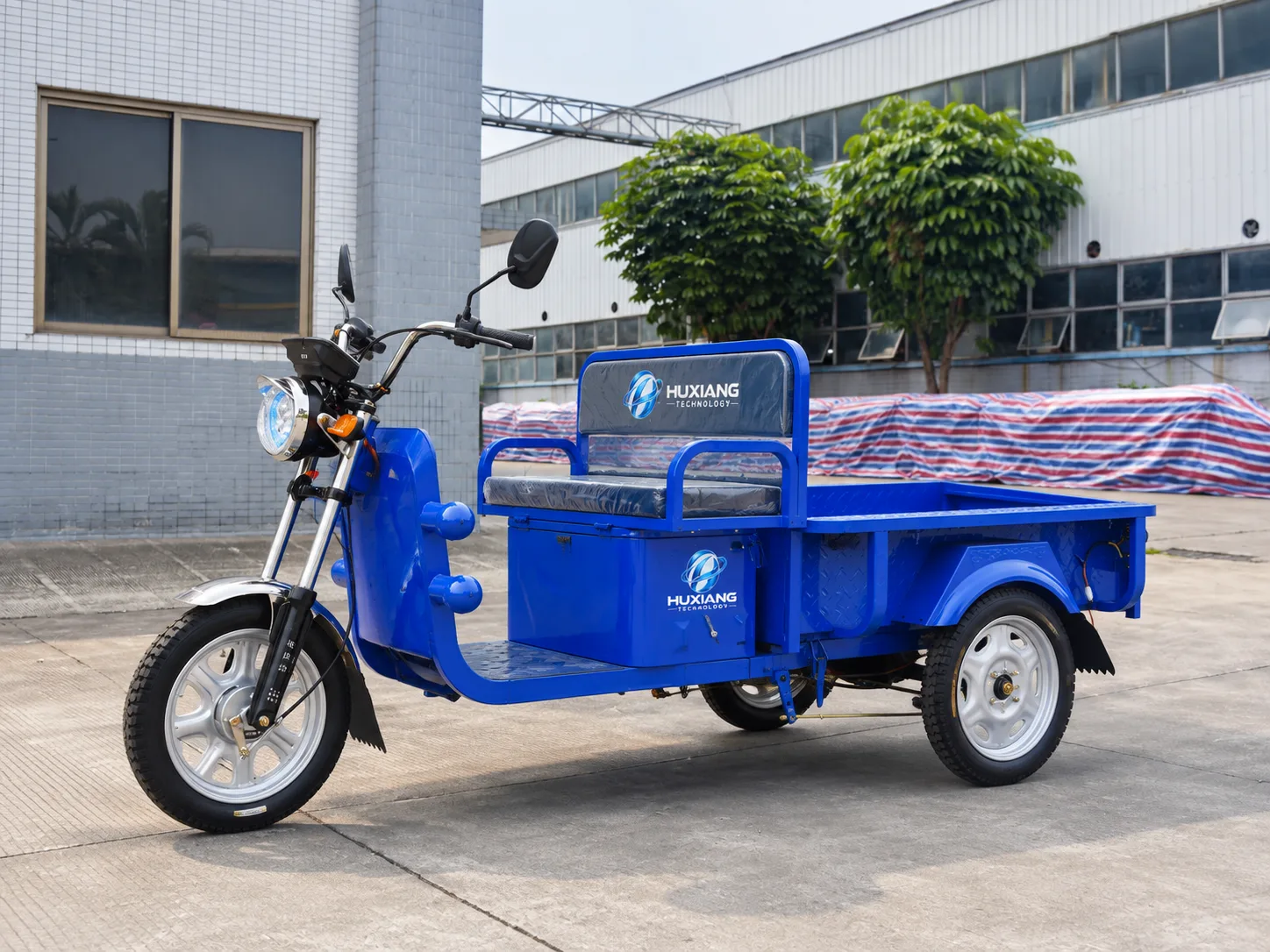 1.25m Iron Mountain Edition Flatbed - China Factory Manufacturer