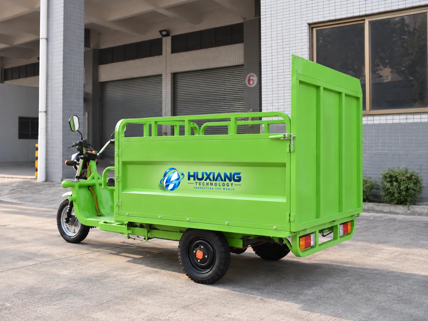 Four-Bin Sanitation Vehicle - China Factory Manufacturer